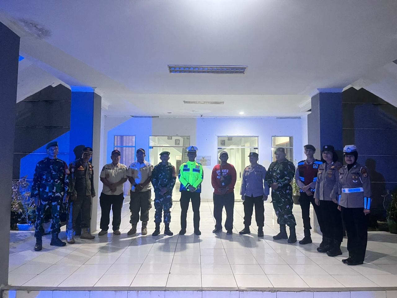 Polres Mukomuko Bersama TNI dan Satpol PP Gelar Patroli Gabungan