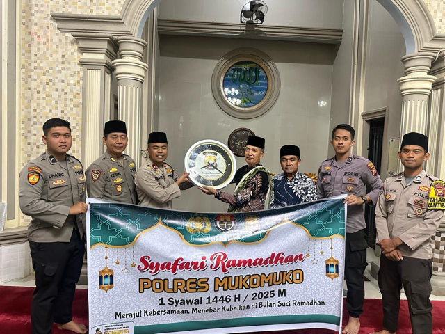 Safari_Sedang.png