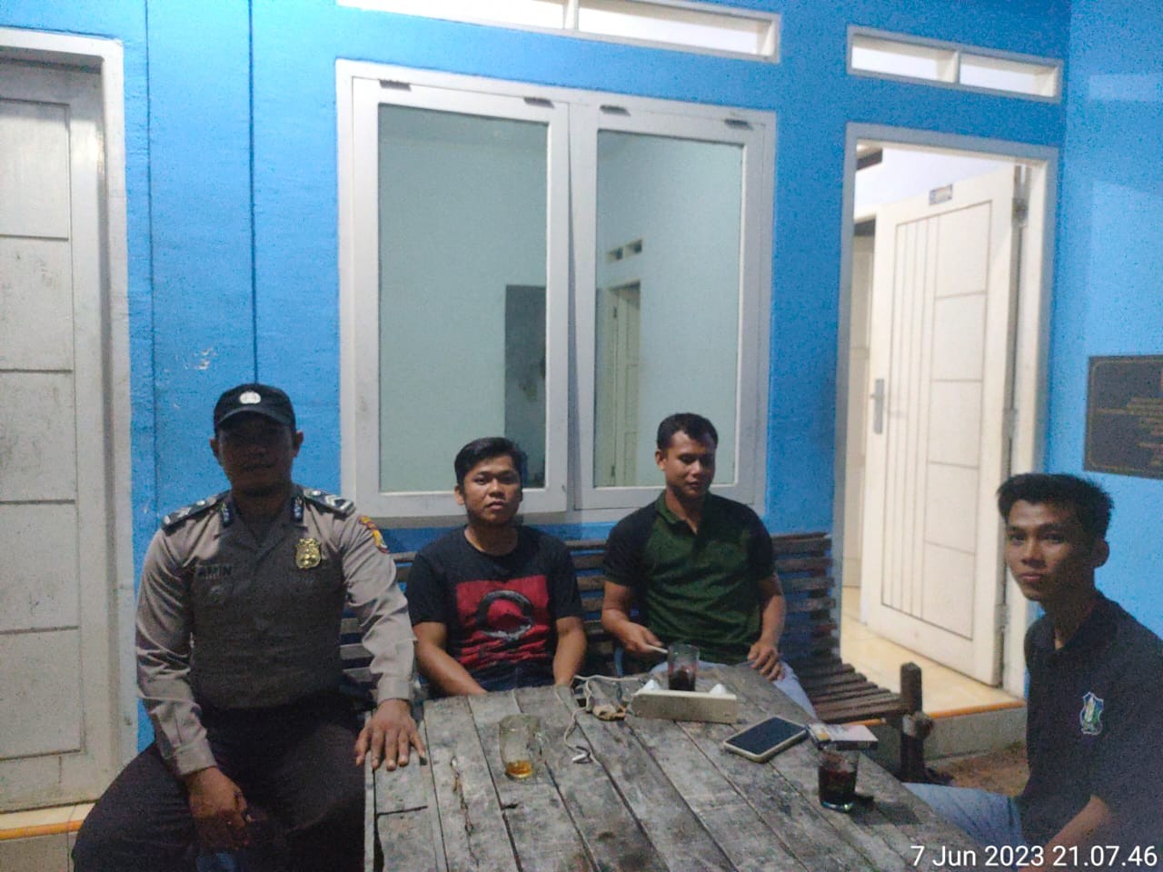 Jaga Situasi Tetap Kondusif, Personil Polsek Teramang Jaya Laksanakan Patroli Dialogis