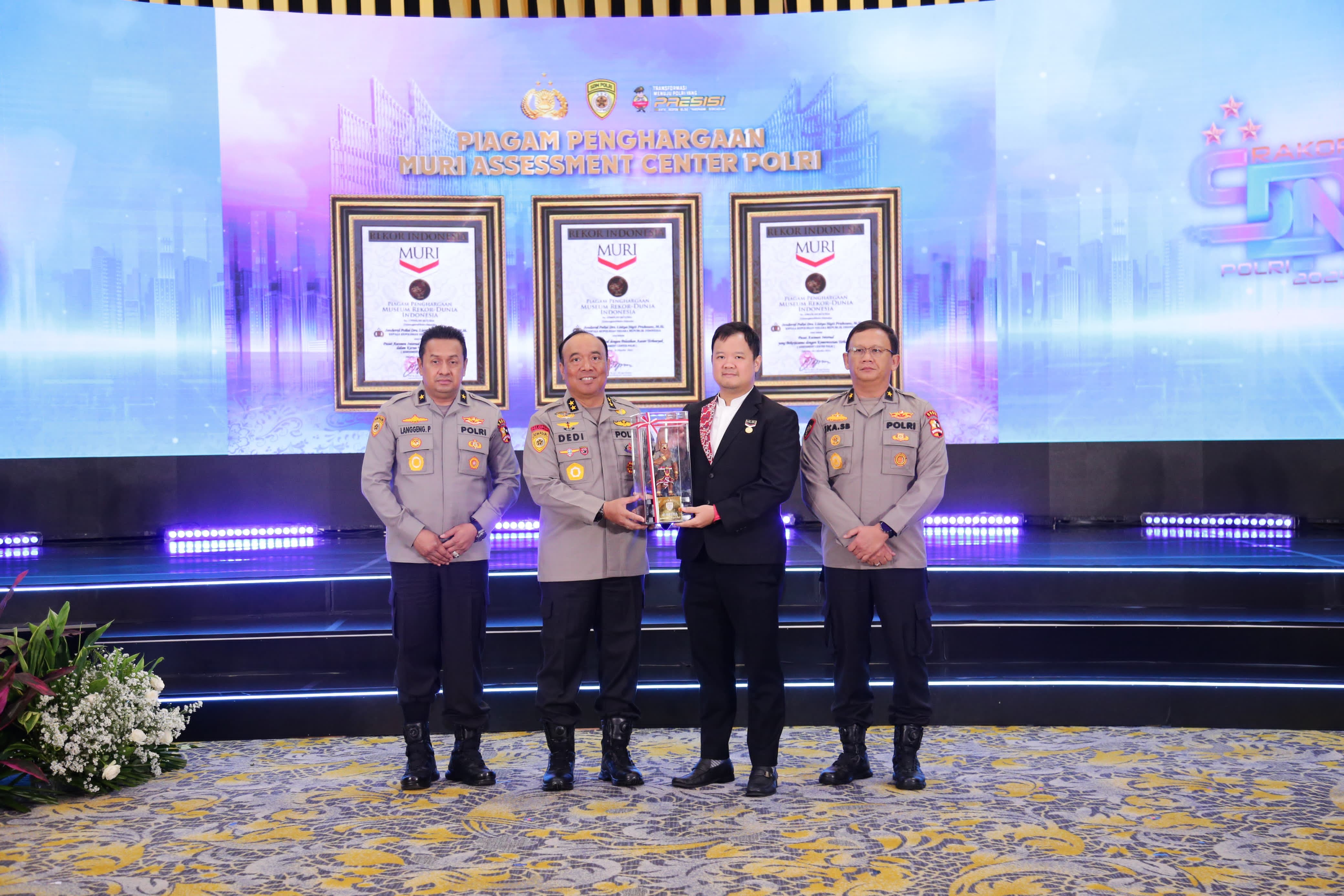  Asessment Center Polri dianugrahi tiga penghargaan sekaligus dari MURI