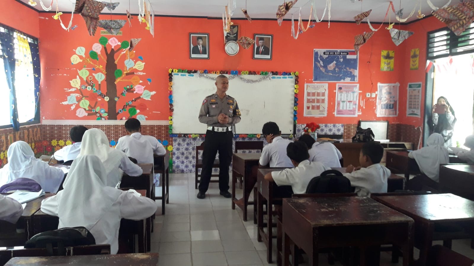 Sat Lantas Polres Mukomuko Sosialisasi Tertib Berlalulintas Di Sekolah